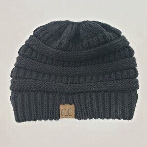 C.C. Women's Soft thick Comfortable Knit Hat Beanie Black EXCELLENT CONDITION!!!